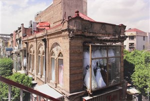 Image description is not available for 2009.067